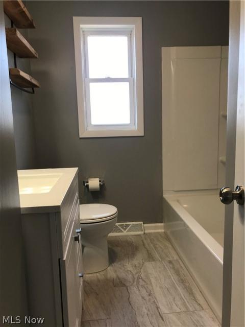 1862 Rush Rd, Wickliffe, OH 44092 photo 9