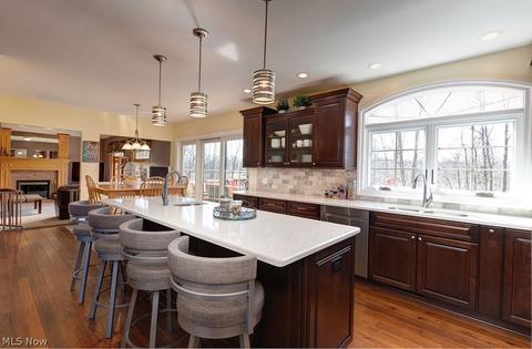 7129 Longview Dr, Solon, OH 44139 photo 7