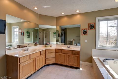 7129 Longview Dr, Solon, OH 44139 photo 18