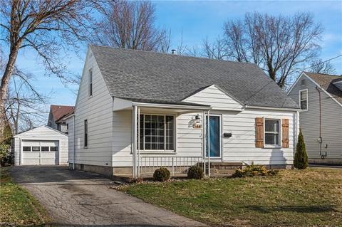 116 Terrace Dr, Youngstown, OH 44512 photo 2