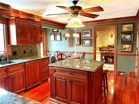 5645 Sharon Dr, Boardman, OH 44512 photo 10