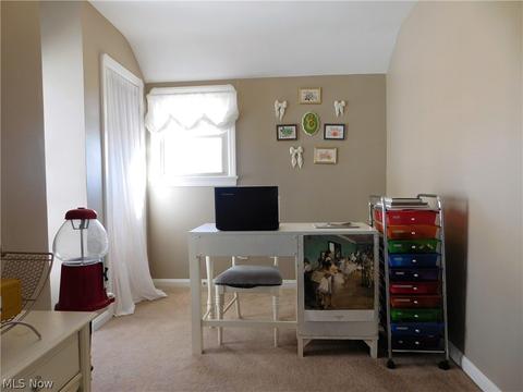 7702 Ackley Rd, Parma, OH 44129 photo 11