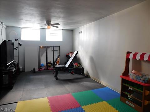 7702 Ackley Rd, Parma, OH 44129 photo 14