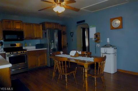 507 Edison St, Struthers, OH 44471 photo 13