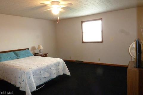 507 Edison St, Struthers, OH 44471 photo 17