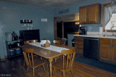 507 Edison St, Struthers, OH 44471 photo 11