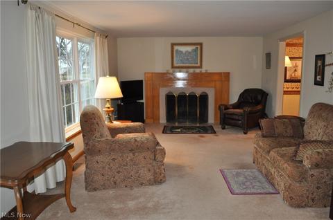 148 Harter Ave NW, Canton, OH 44708 photo 2
