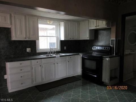 2226 9th St NW, Canton, OH 44708 photo 2