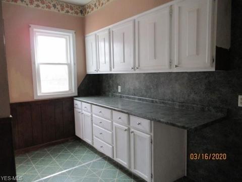 2226 9th St NW, Canton, OH 44708 photo 4