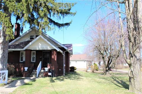2219 3rd St NE, Canton, OH 44704 photo 1