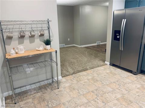 433 E Front St, Dover, OH 44622 photo 5