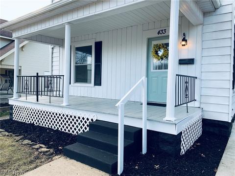 433 E Front St, Dover, OH 44622 photo 2