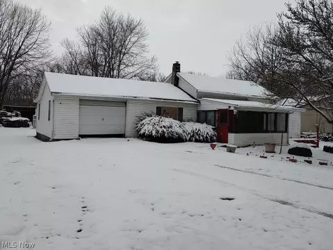 2109 Harrison St, Wakeman, OH 44889 photo 1