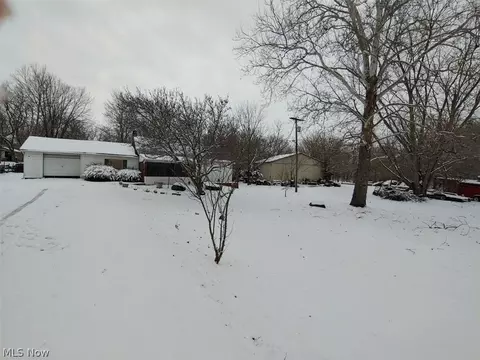 2109 Harrison St, Wakeman, OH 44889 photo 4