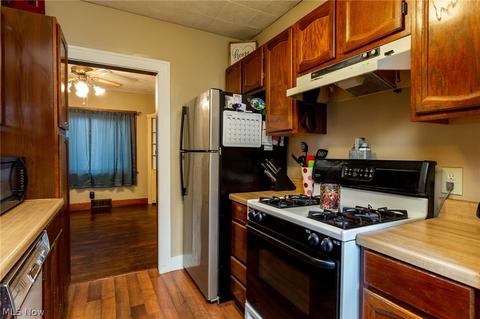 194 Beebe Ave, Elyria, OH 44035 photo 13