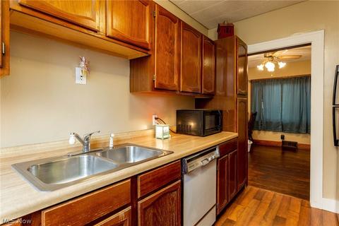 194 Beebe Ave, Elyria, OH 44035 photo 14