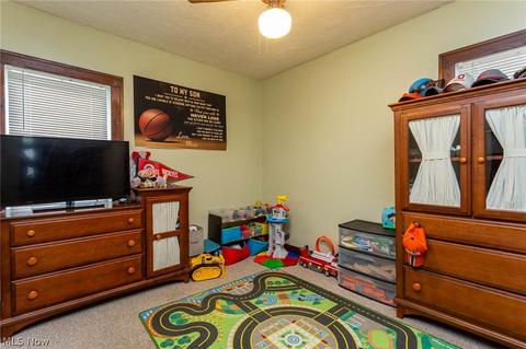 194 Beebe Ave, Elyria, OH 44035 photo 17
