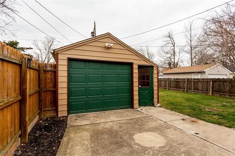 194 Beebe Ave, Elyria, OH 44035 photo 26