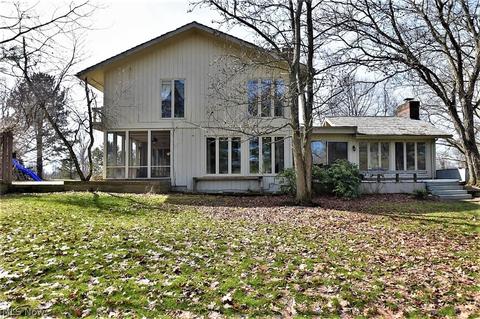 585 E Acadia Pt, Aurora, OH 44202 photo 12