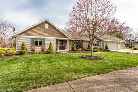 106 Windbrook Ct, Elyria, OH 44035 photo 1
