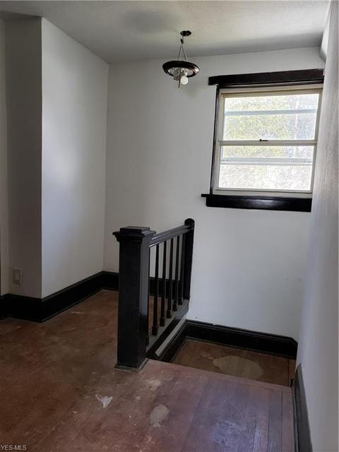 1382 Diagonal Rd, Akron, OH 44320 photo 10