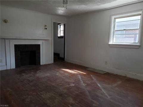 1382 Diagonal Rd, Akron, OH 44320 photo 3