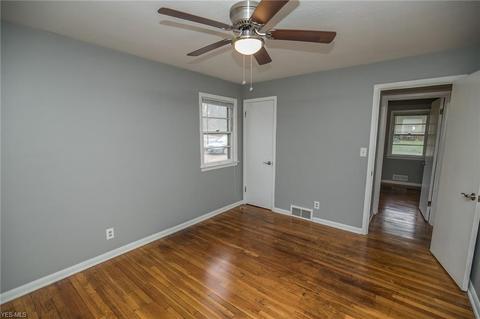 6383 State Rd, Parma, OH 44134 photo 17
