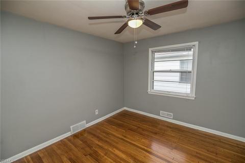6383 State Rd, Parma, OH 44134 photo 12