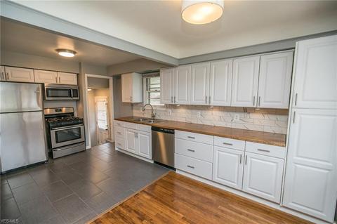 6383 State Rd, Parma, OH 44134 photo 7