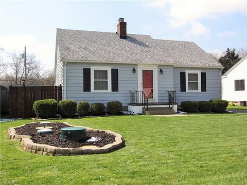 41839 Emerson Ct, Elyria, OH 44035 photo 2