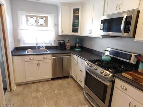 231 Colgate Ave, Elyria, OH 44035 photo 6