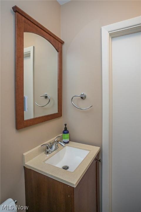 9505 Biddulph Rd, Brooklyn, OH 44144 photo 27