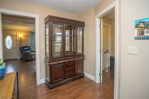 9505 Biddulph Rd, Brooklyn, OH 44144 photo 11