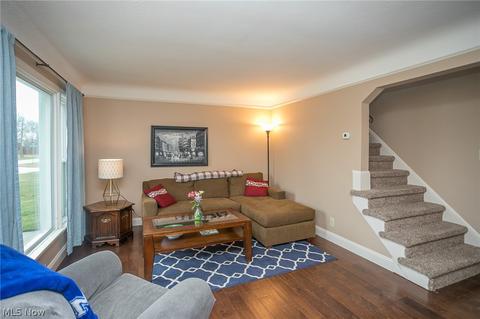 9505 Biddulph Rd, Brooklyn, OH 44144 photo 14