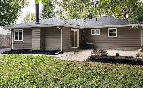 7533 Pinehurst Dr, Mentor On The Lake, OH 44060 photo 18