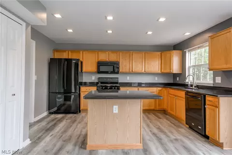 3664 Cherry Hl, Rootstown, OH 44272 photo 9