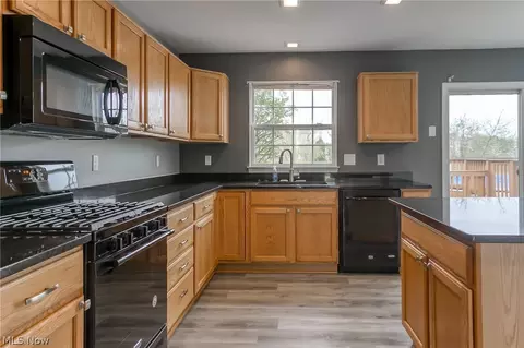 3664 Cherry Hl, Rootstown, OH 44272 photo 8