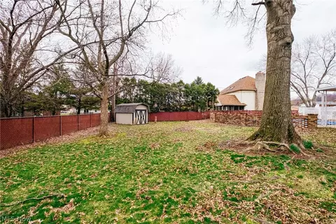 5225 Trent Rd NW, Canton, OH 44708 photo 22