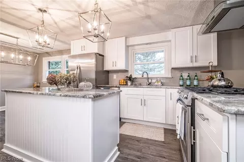 5225 Trent Rd NW, Canton, OH 44708 photo 5