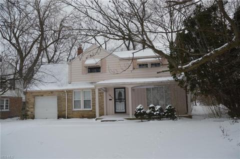 1833 E 225th St, Euclid, OH 44117 photo 1