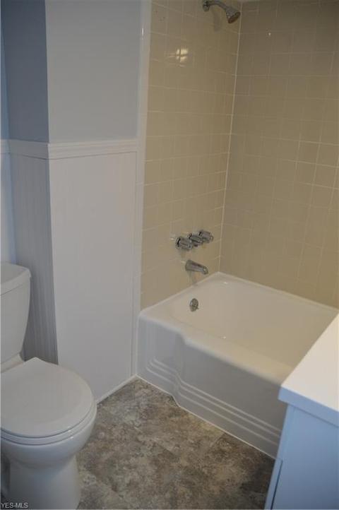 1833 E 225th St, Euclid, OH 44117 photo 14