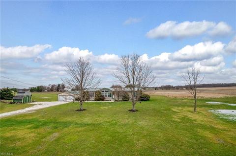 25100 Hartley Rd, Beloit, OH 44609 photo 9