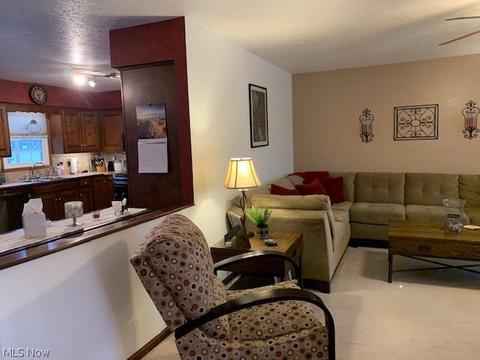 120 Wade Dr, Dover, OH 44622 photo 7