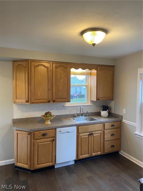 950 E 228th St, Euclid, OH 44123 photo 4