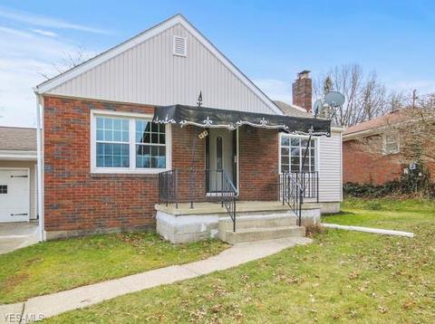 474 Edison St, Struthers, OH 44471 photo 10