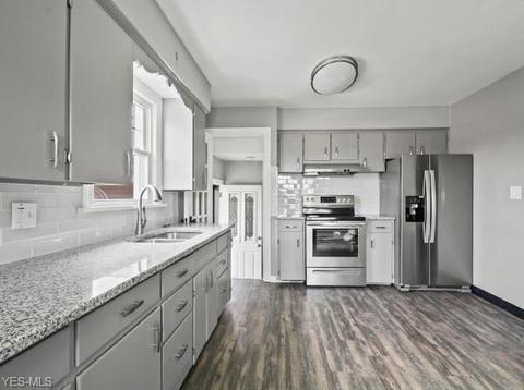 474 Edison St, Struthers, OH 44471 photo 3