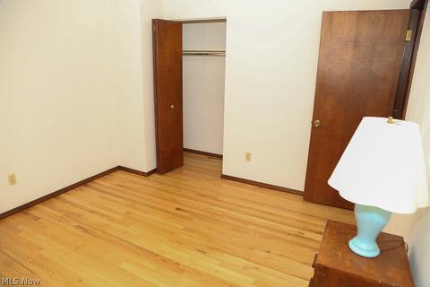 914 Howard St, Elyria, OH 44035 photo 16
