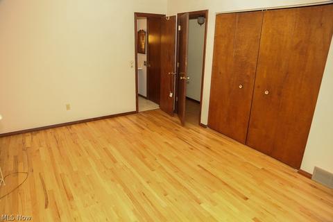 914 Howard St, Elyria, OH 44035 photo 13