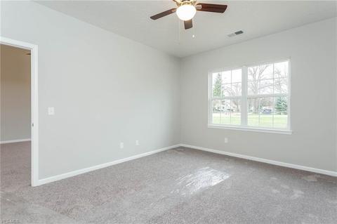 102 Fallen Oak Ln, Elyria, OH 44035 photo 21