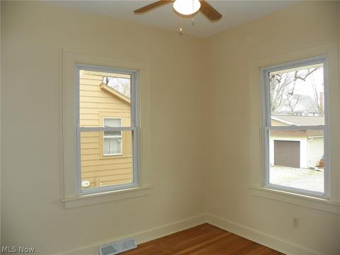 55 5th Ave, Berea, OH 44017 photo 13